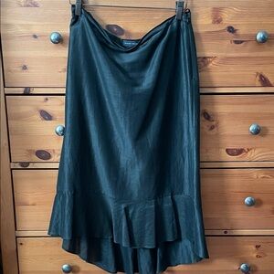 BANANA REPUBLIC Black High-Low Skirt